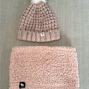 Abercrombie Kids Blush Knit Hat and Scarf Set